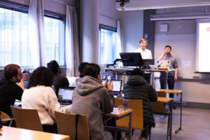 ROBOTICS AND XR guest lecture engages international students
